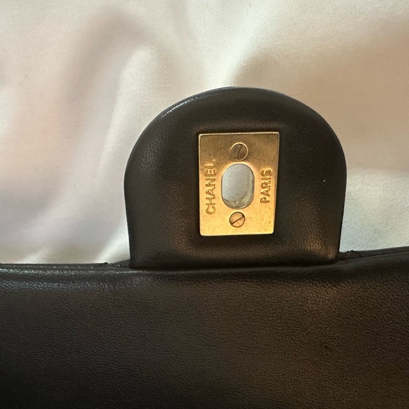 Authentic mini square pearl crush flap bag - Picture 5 of 10